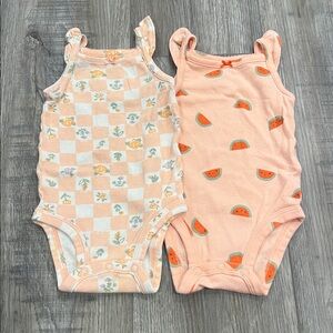 🦋5/10 2 Carters Tank Bodysuits